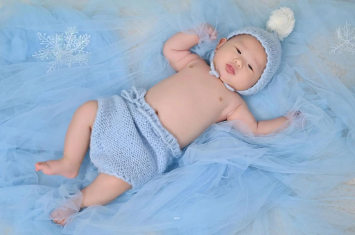 吴忠摸孕妇肚子沾喜气